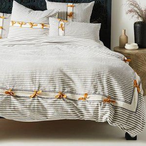 ANTHROPOLOGIE King Duvet-Embellished Carter